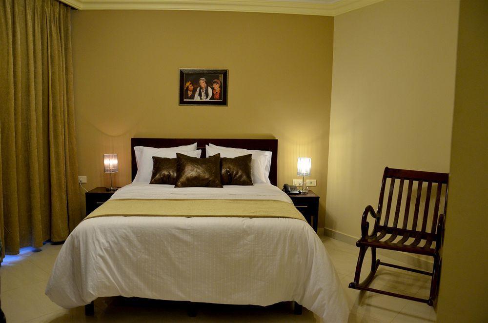 Saint John Hotel Madaba Extérieur photo