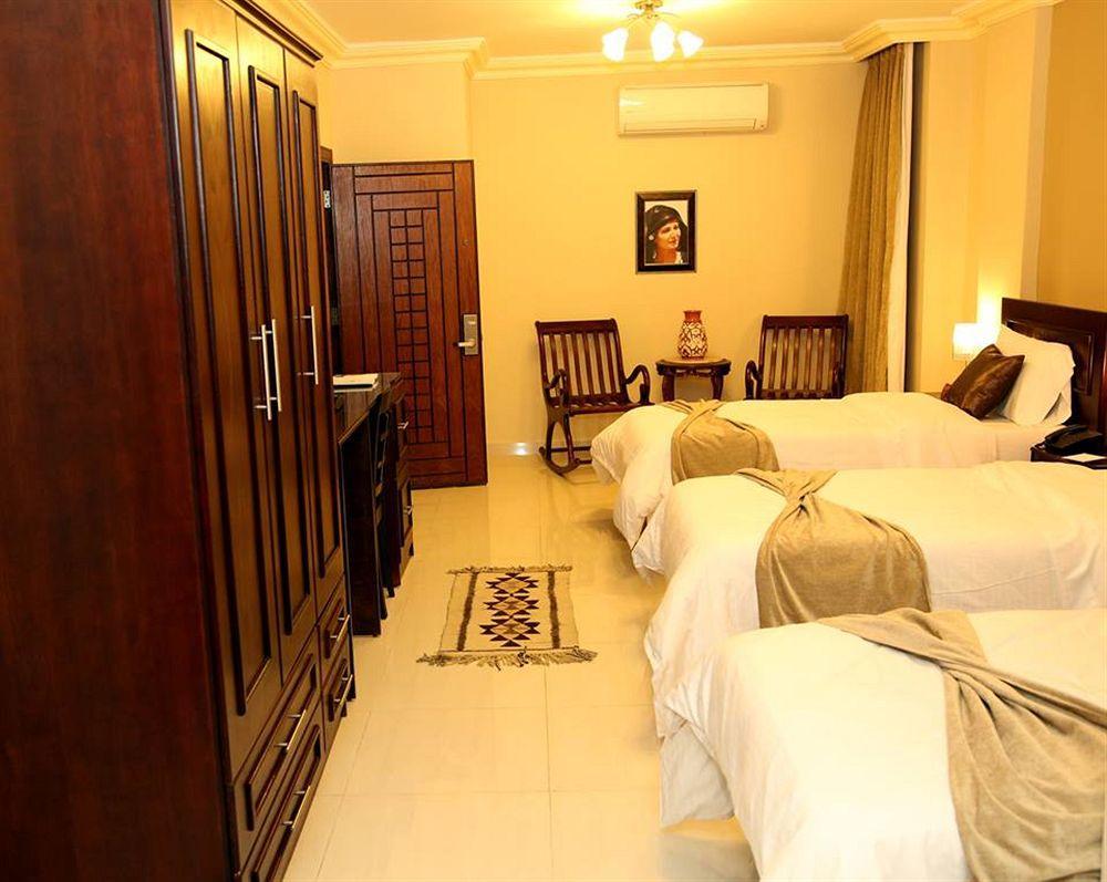 Saint John Hotel Madaba Extérieur photo