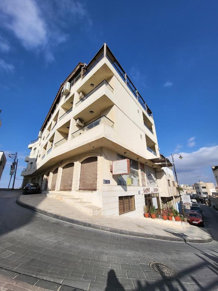 Saint John Hotel Madaba Extérieur photo