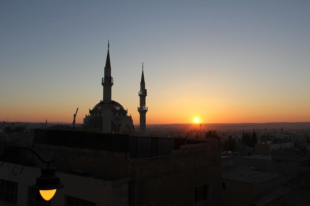 Saint John Hotel Madaba Extérieur photo