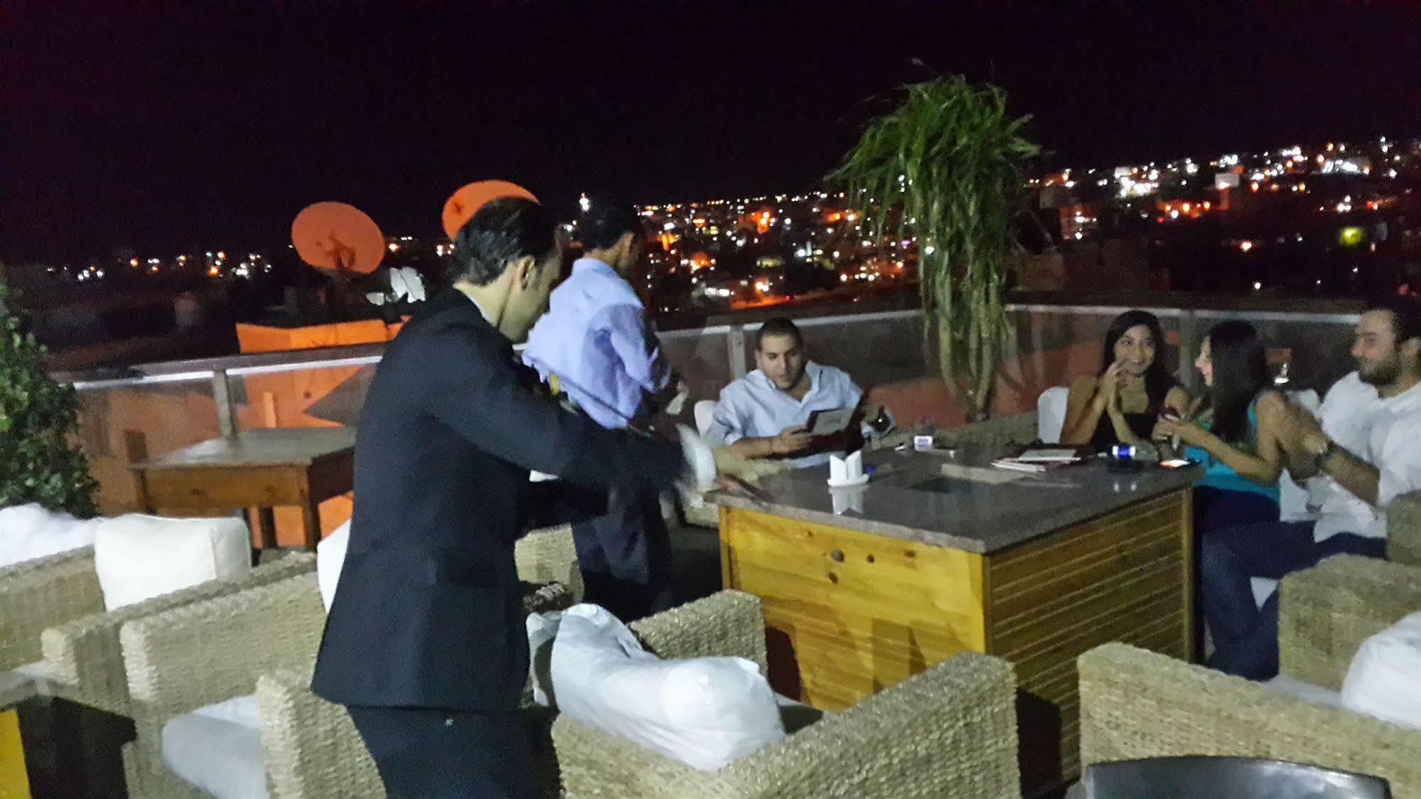 Saint John Hotel Madaba Extérieur photo