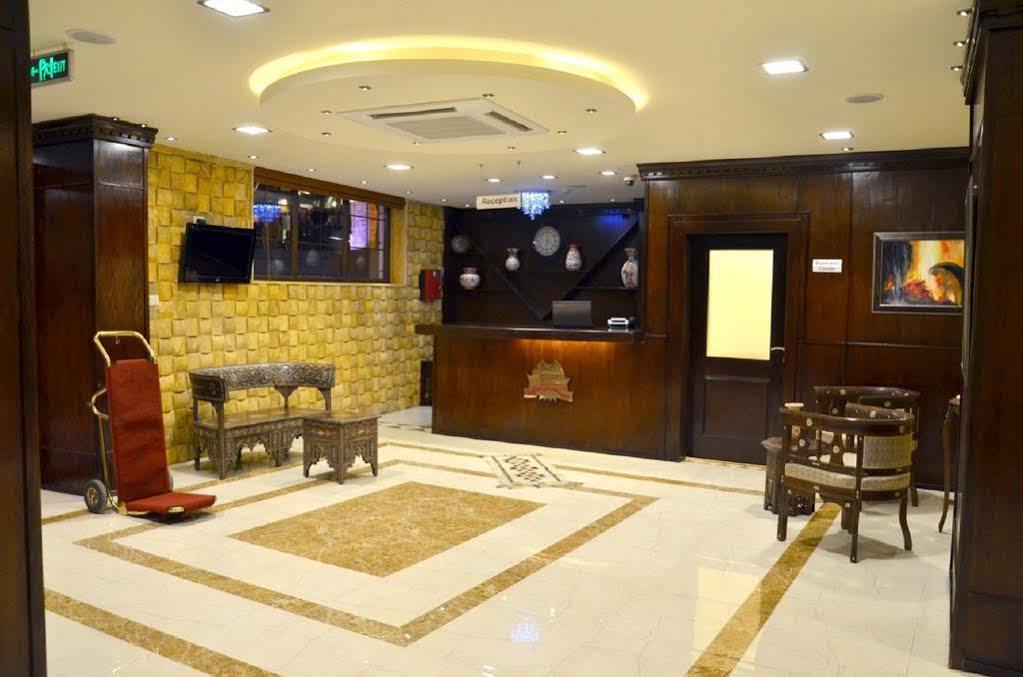 Saint John Hotel Madaba Extérieur photo